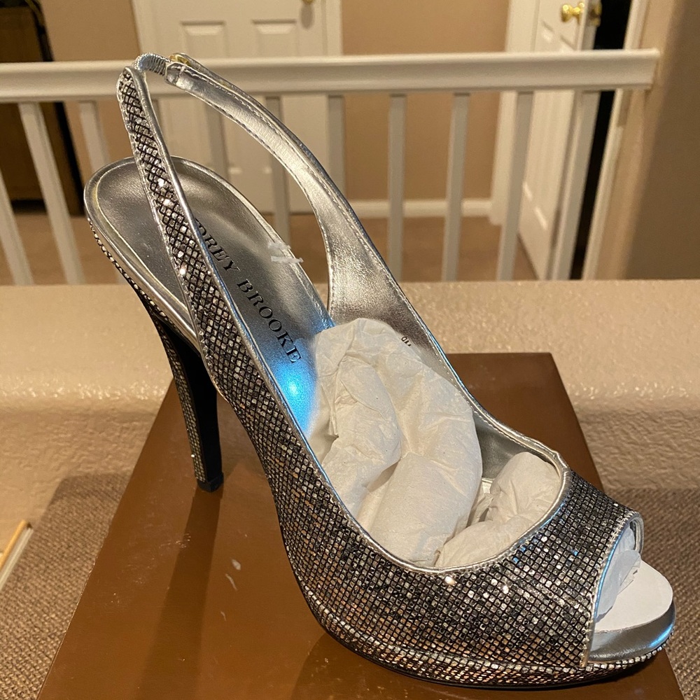 Audrey Brooke sparkly sandal
